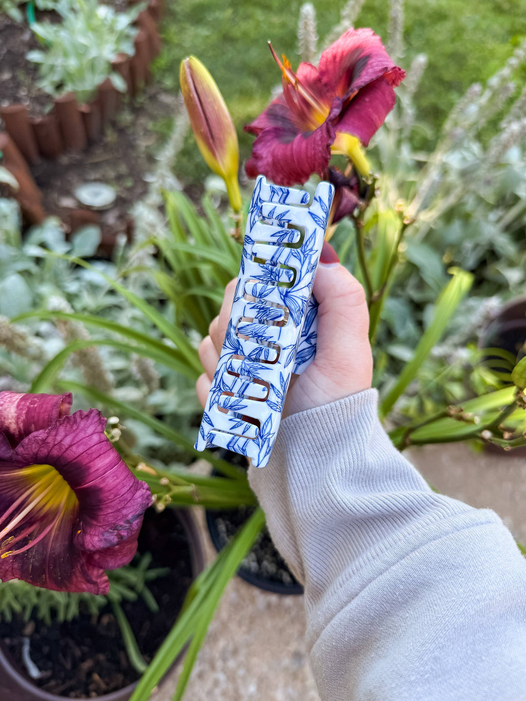 Bookish Hair Claw Clip - Porcelain Books