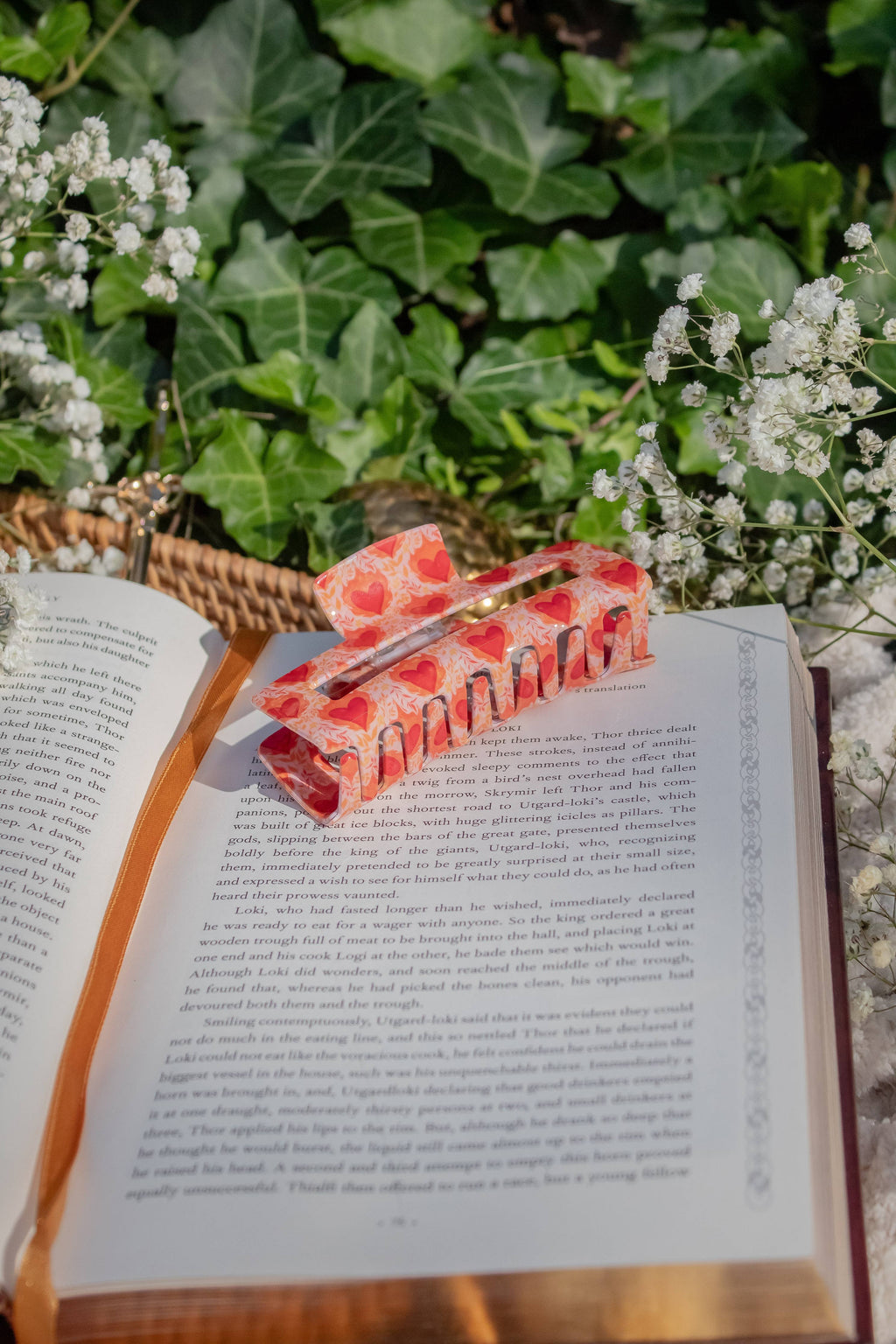 Bookish Hair Claw Clip - Flaming Hearts