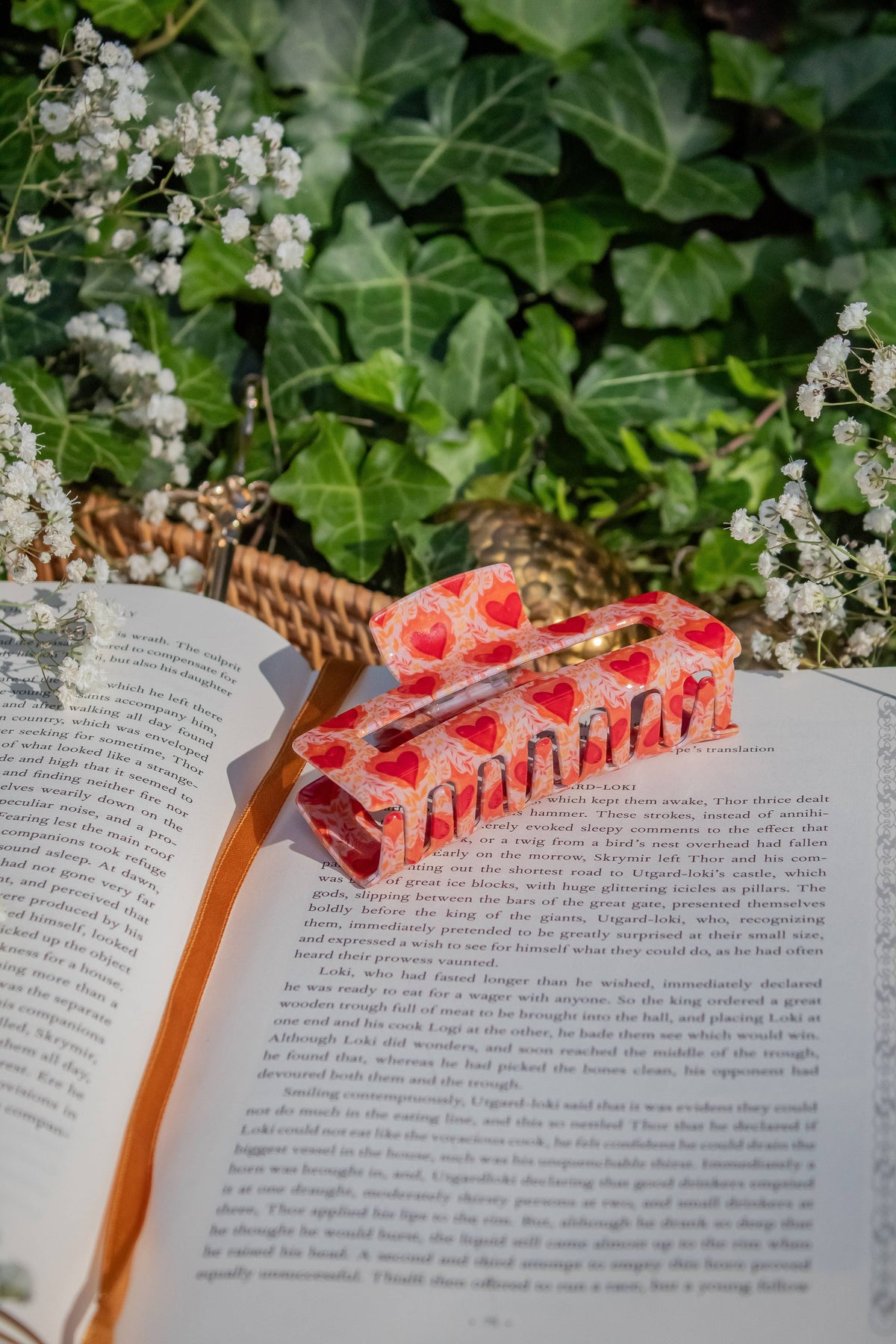 Bookish Hair Claw Clip - Flaming Hearts