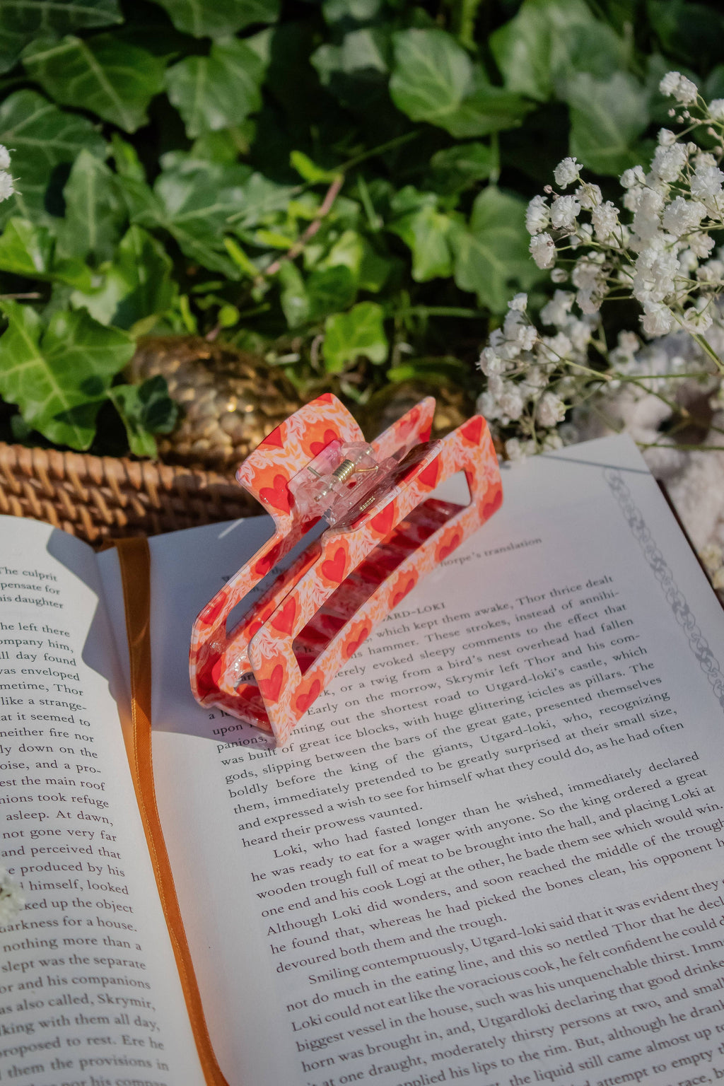 Bookish Hair Claw Clip - Flaming Hearts