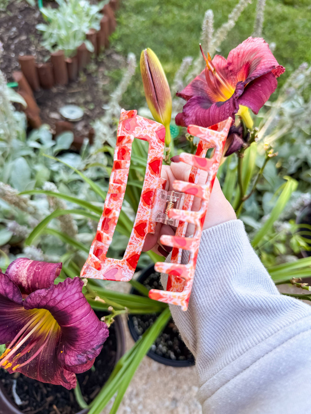 Bookish Hair Claw Clip - Flaming Hearts